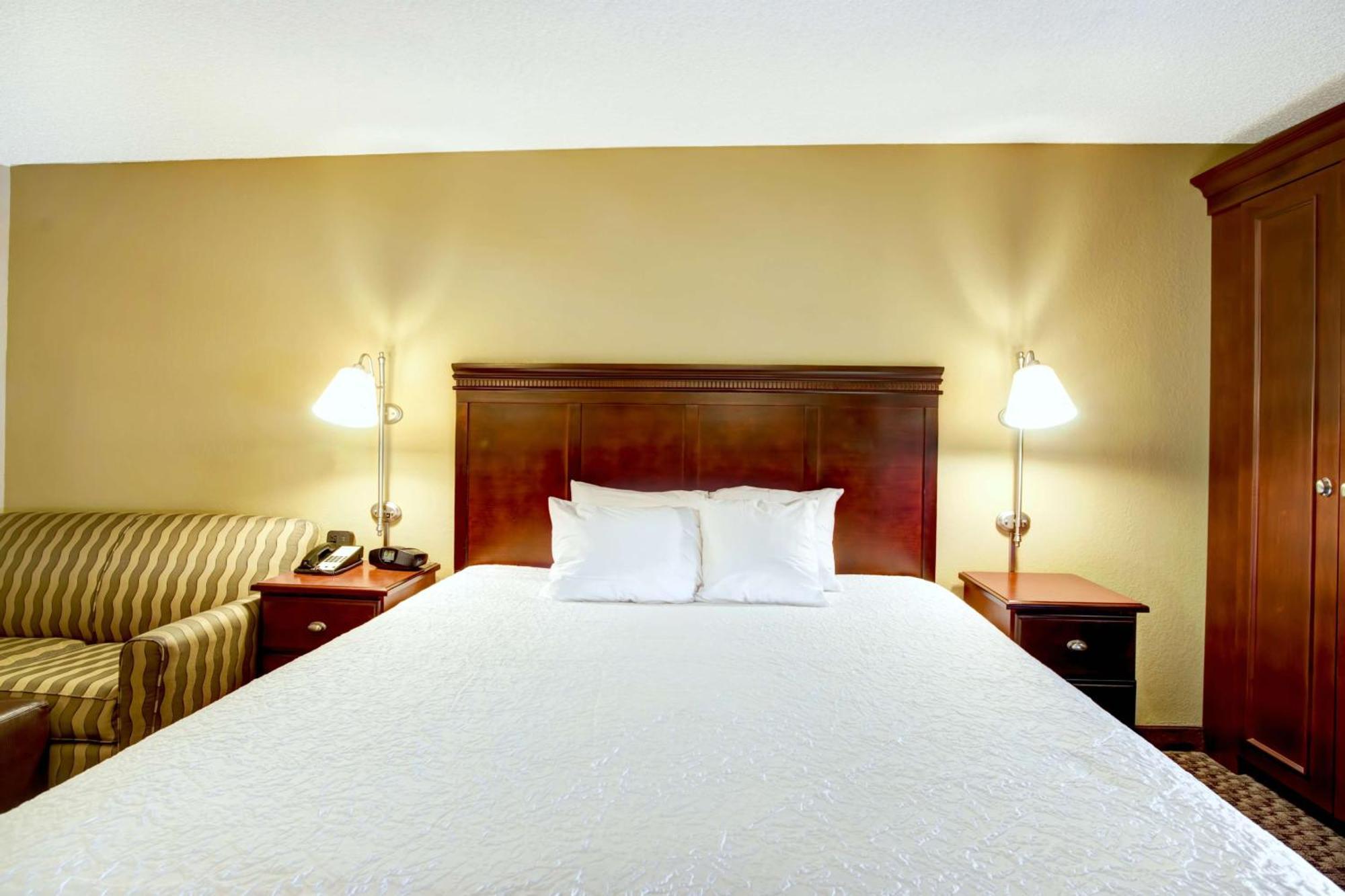Hampton Inn College Station-Near Texas A&M University Екстериор снимка