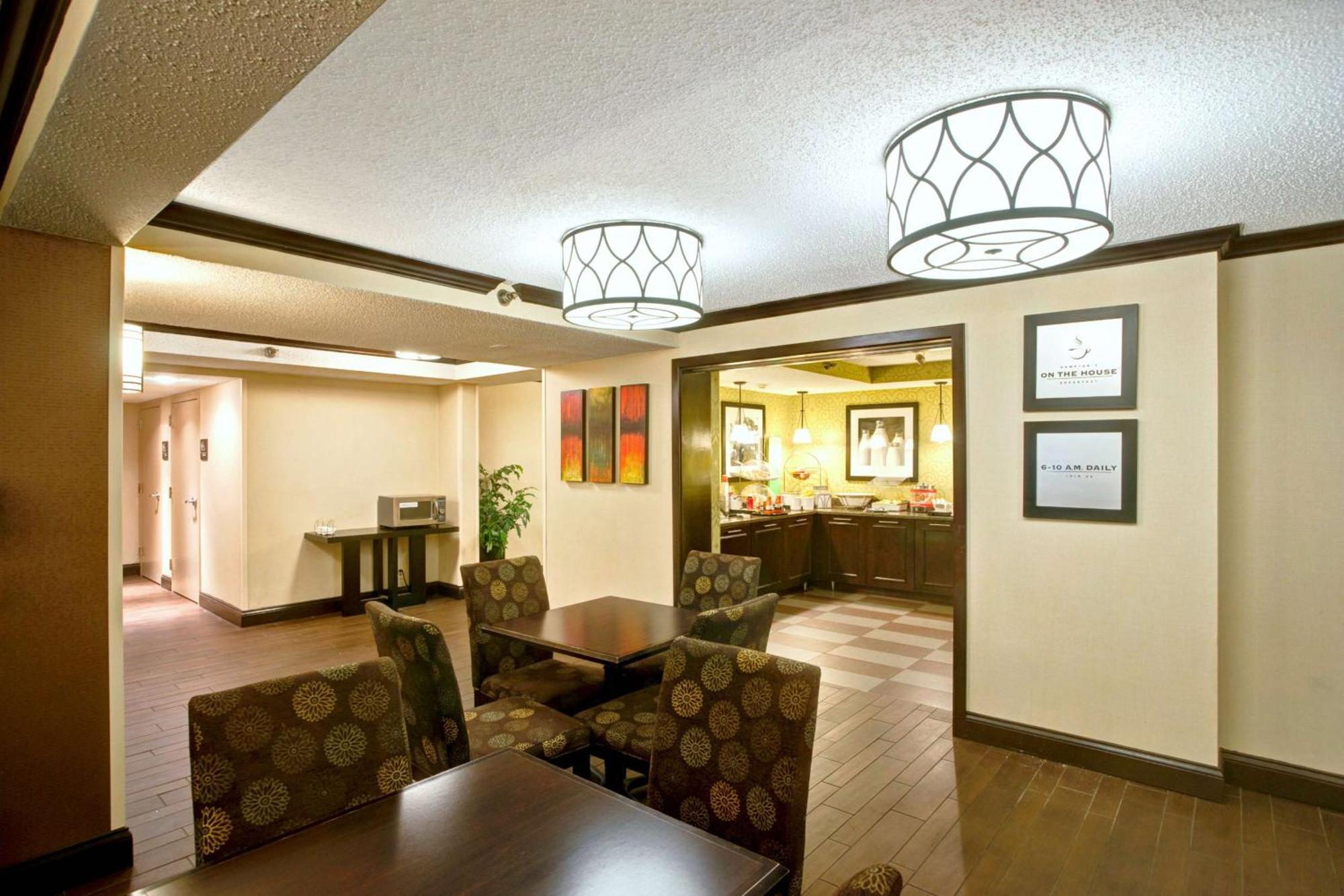 Hampton Inn College Station-Near Texas A&M University Екстериор снимка